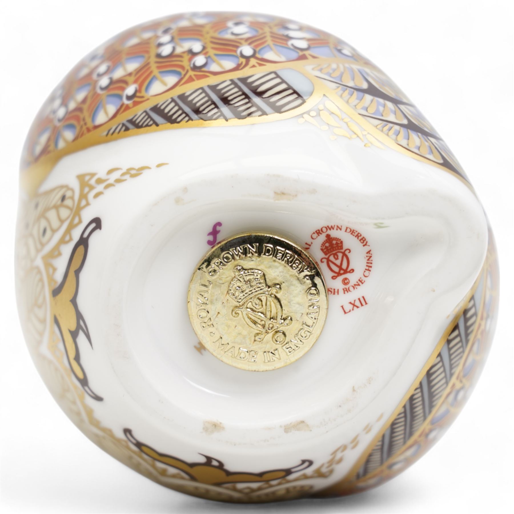 Royal Crown Derby Brown Pelican paperweight with gold anniversary stopper - Image 6 of 9