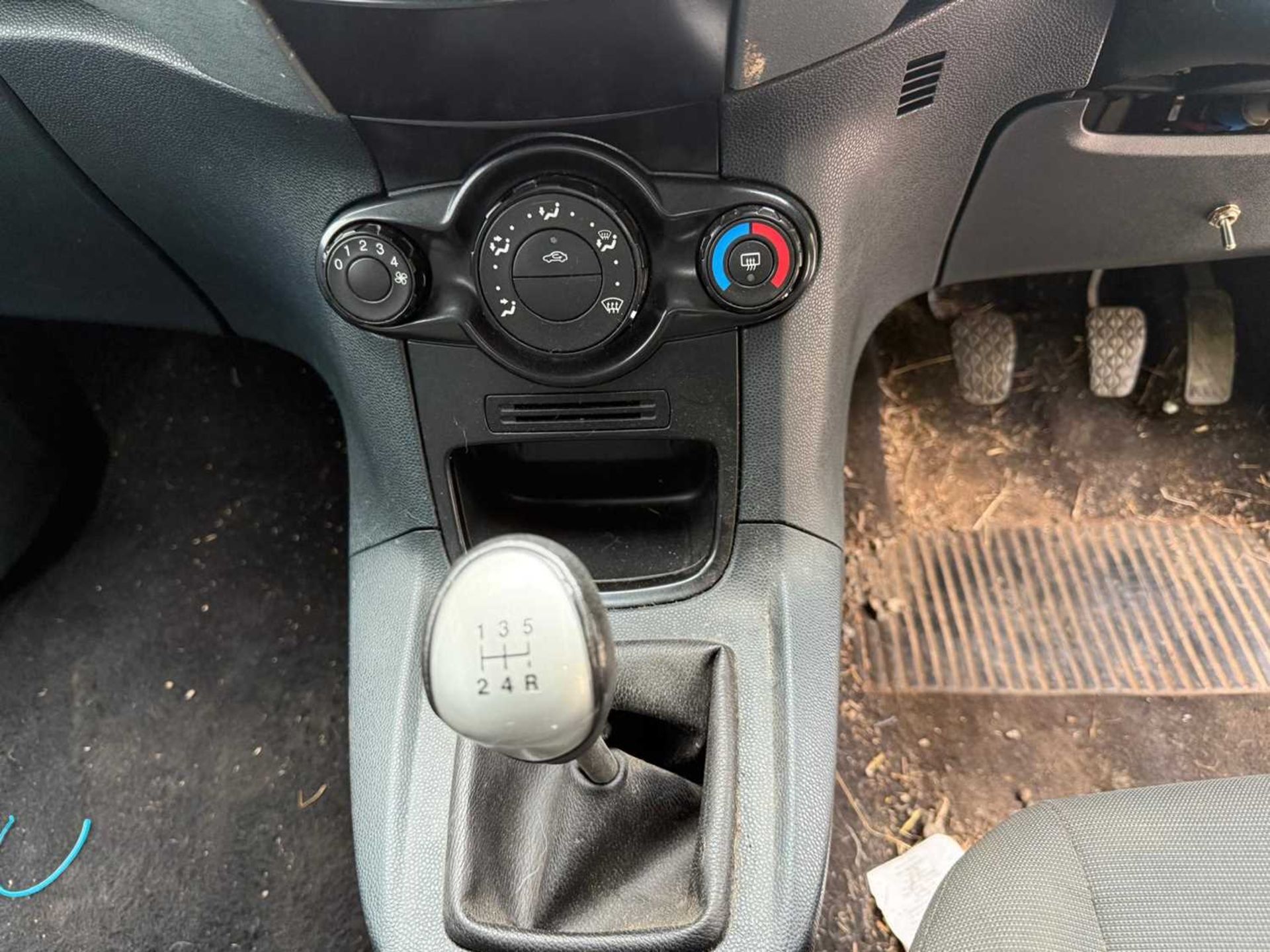 2009 Ford Fiesta Base TDCI 68 Van,1.4 D , 6 Speed Tested 08/26 - Image 15 of 22