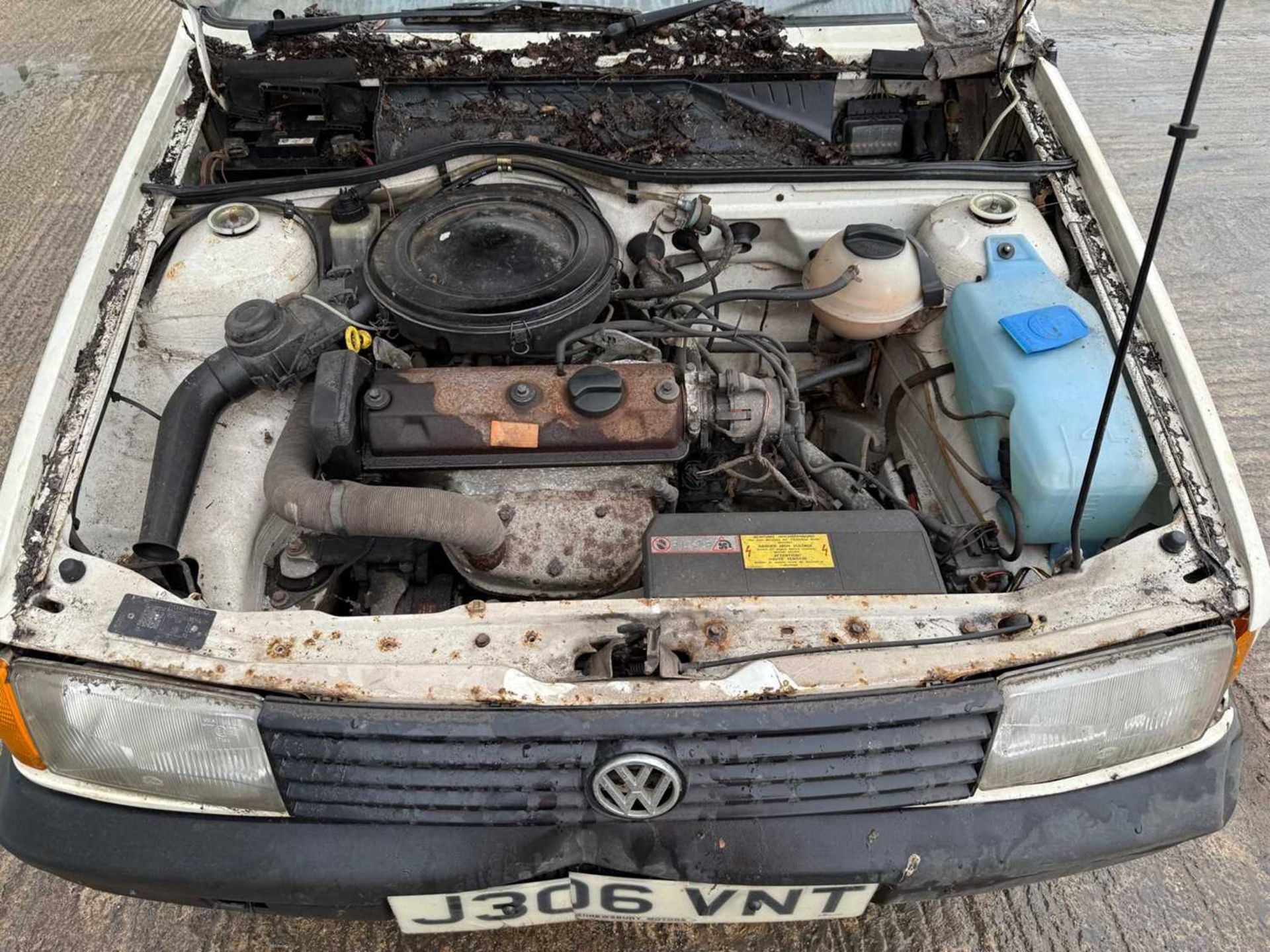 UNRESERVED - 1991 Volkswagen Polo Cl Hatchback1.3l, 4 Speed Manual - Image 17 of 18