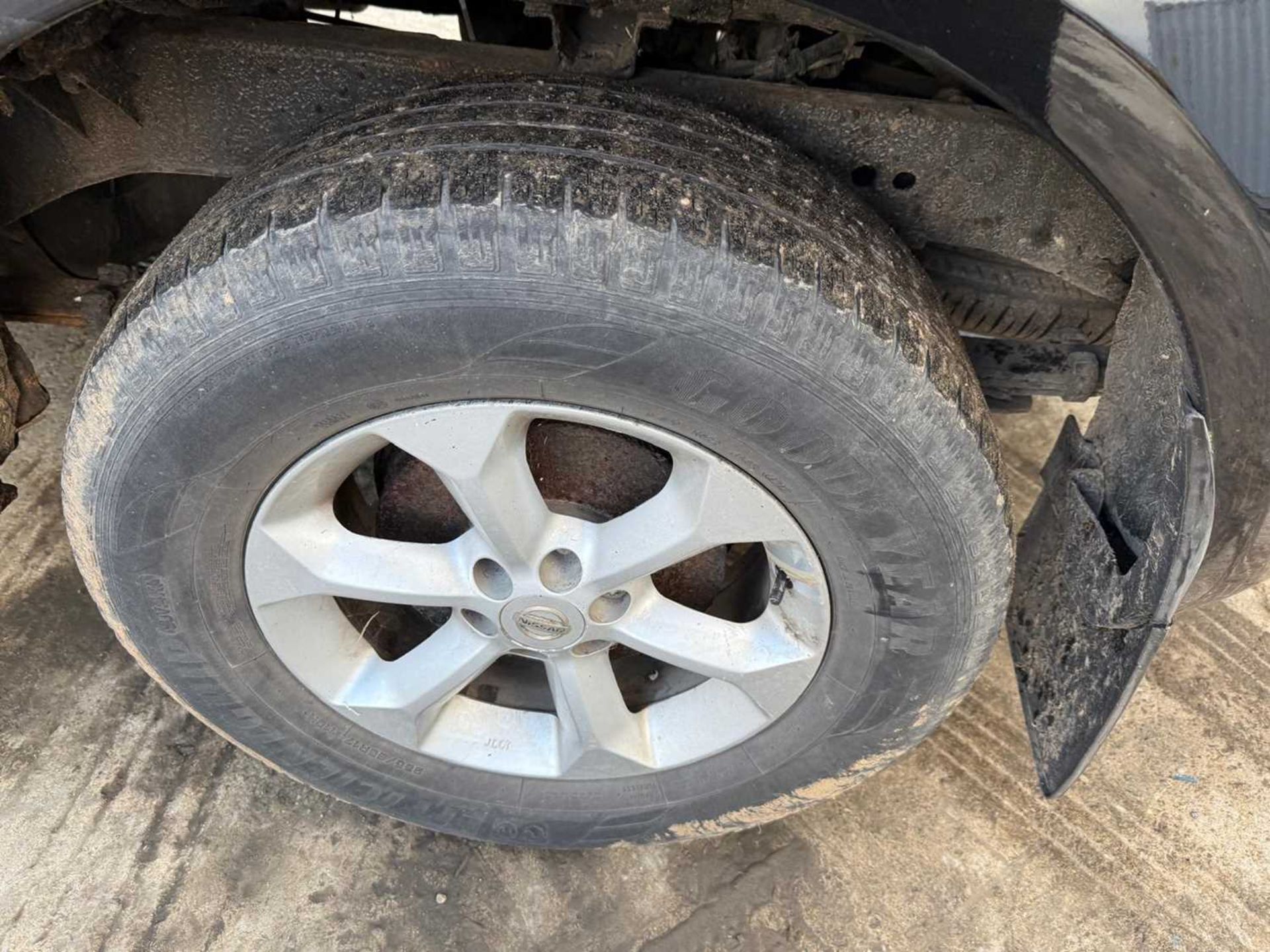 2010 Nissan Navara Tekna DCi Crew Cab Pick Up 2.5 D, Automatic Gear Box, Leather Interior, Electric  - Image 10 of 22