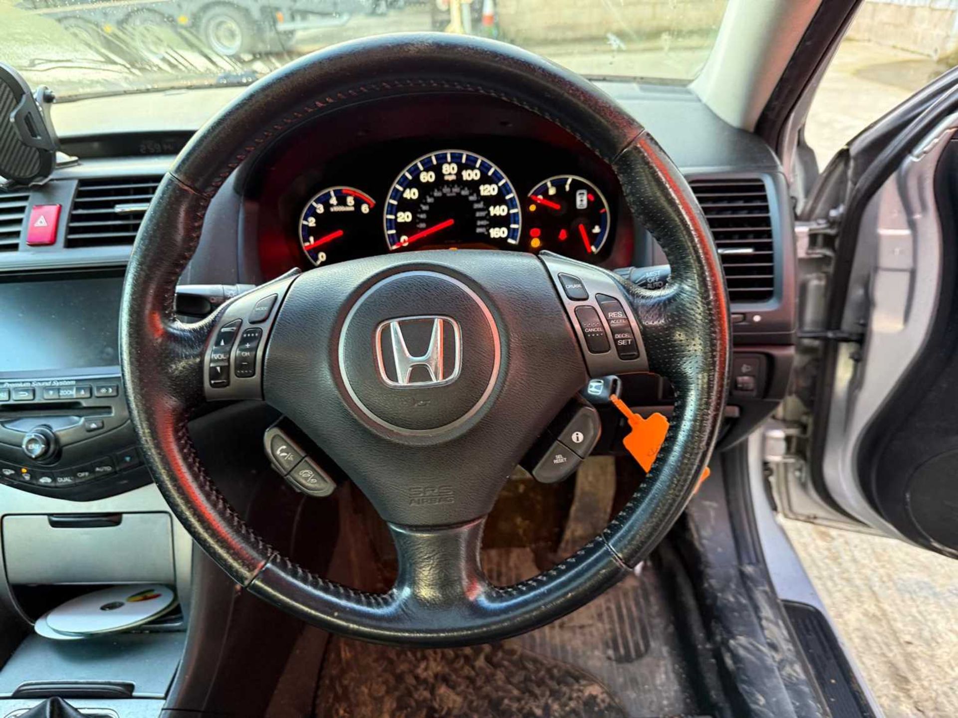 2008 Honda Accord EX I-CDTI 2.2 D, Manual 6 Speed Gear Box, Electric Windows.(Reg Docs Available) - Image 14 of 24