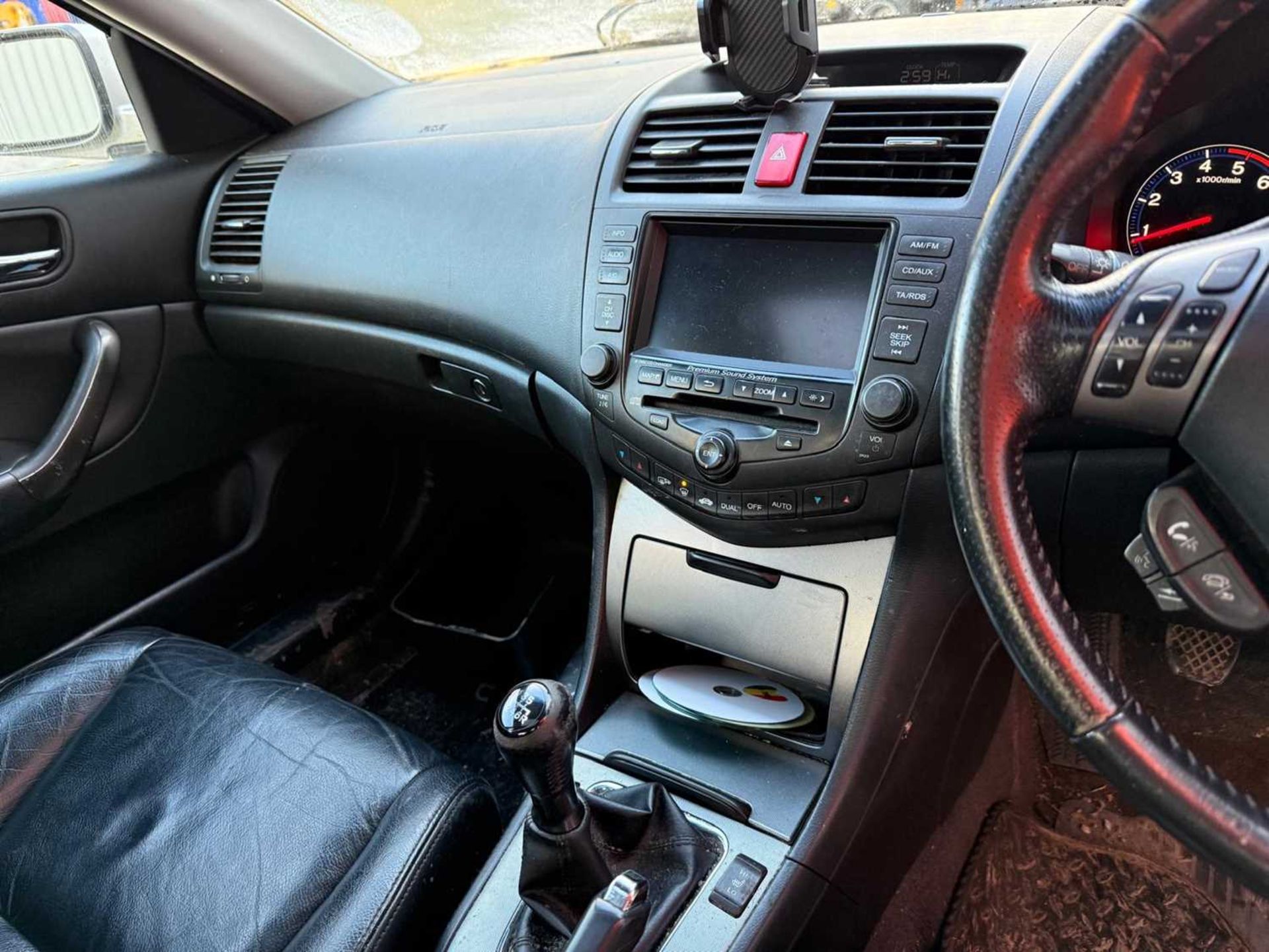 2008 Honda Accord EX I-CDTI 2.2 D, Manual 6 Speed Gear Box, Electric Windows.(Reg Docs Available) - Image 15 of 24