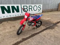 New Apollo Thunder 125cc Motocross Bike 17" Front 14" Rear Tyres Electric Start, Air Cold , Hydrauli