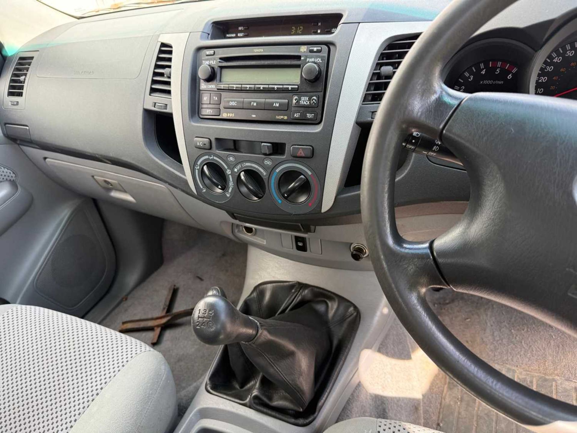 2008 Toyota HiLux 3.0, 4x4 Double Cab, A/C, Tow Bar. - Image 17 of 25