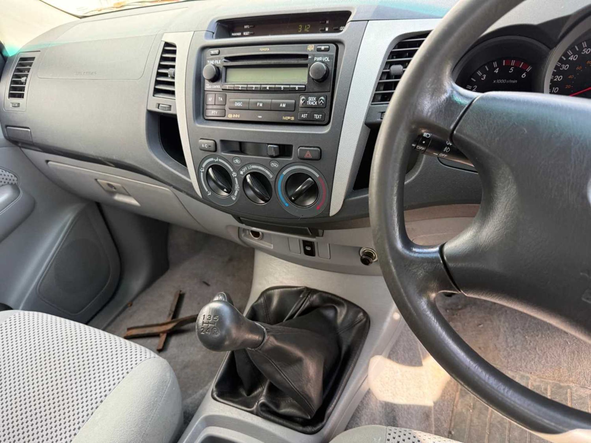 2008 Toyota HiLux 3.0, 4x4 Double Cab, A/C, Tow Bar. - Image 16 of 25