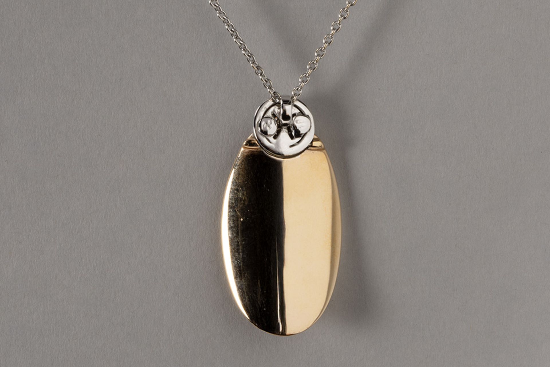 Italian "Centoventuno" signed necklace in pink and white gold (18 carat) with a pendant with ca 0,50 - Bild 2 aus 2