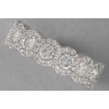 superb wedding ring in white gold (18 carat) with at least 2,40 carat of very high quality brilliant