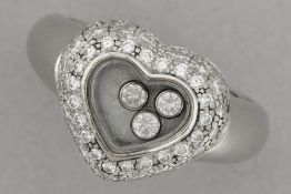 characteristic Chopard signed "Happy Diamonds" ring in white gold with ca 1,20 carat of very high qu