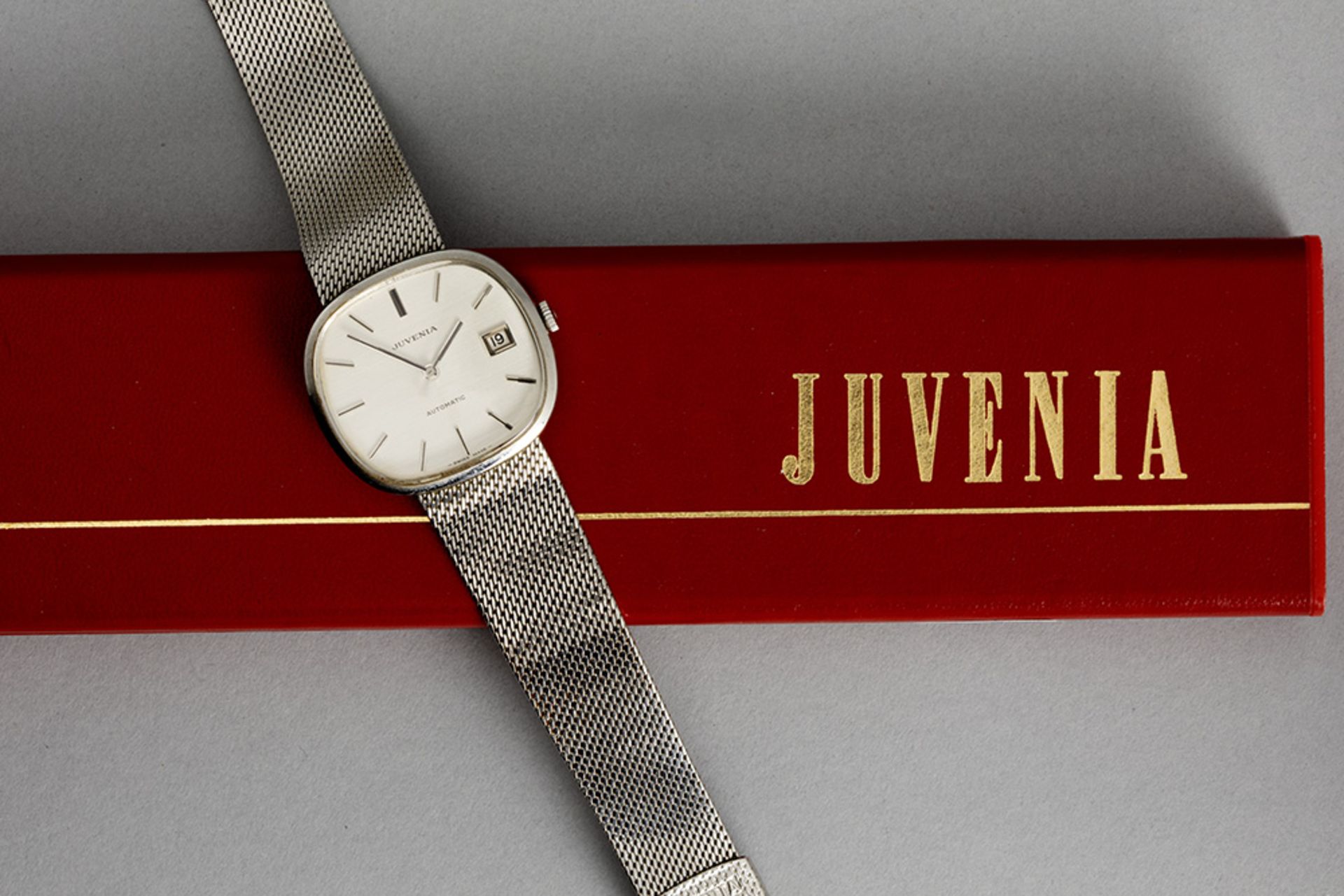 completely original Juvenia marked automatic wristwatch in steel - with its box - Bild 4 aus 4
