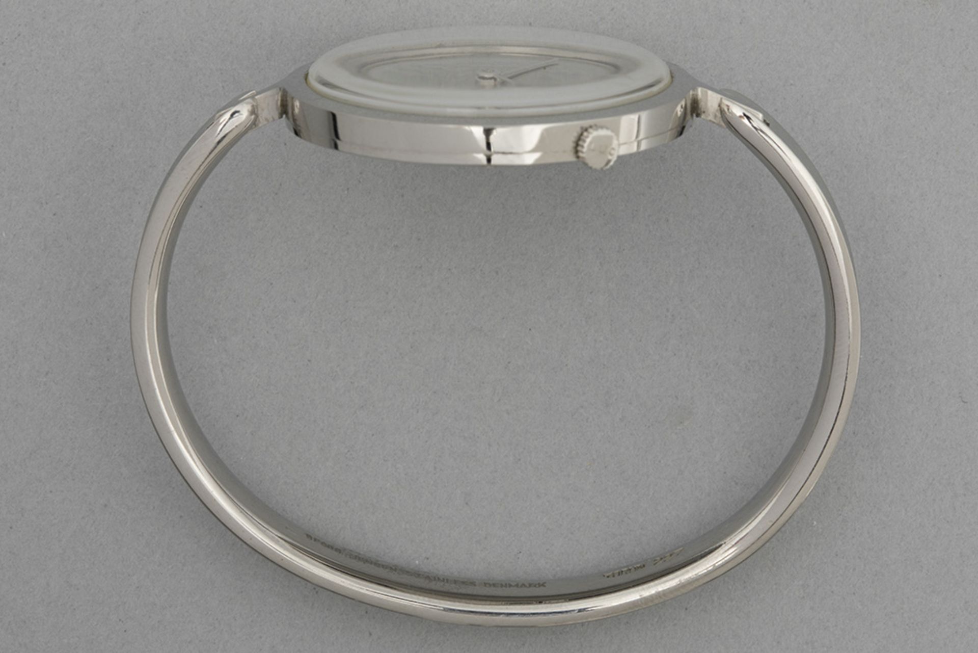 completely original Vivianna Torun design for Georg Jensen steel watch in its box - signed and marke - Bild 2 aus 4