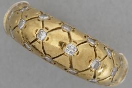 ring in yellow gold (18 carat) with ca 0,25 carat of small high quality brilliant cut diamonds