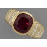 classy "Bulgari" style ring in yellow gold (18 carat) with a 4,47 carat ruby from Thailand or Cambod