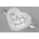 ring in white gold (18 carat) with a heart shaped center and with ca 1 carat of quality carré and br