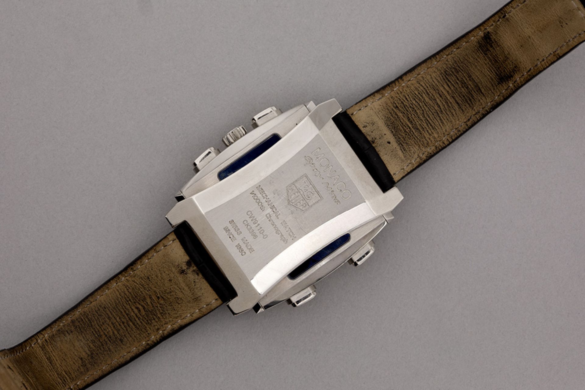 rare Tag Heuer marked Reverso "Monaco Sixty Nine" wristwatch with a digital watch on one side and a  - Bild 3 aus 6