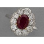 important ring in white gold (18 carat) with a 2,80 carat non-heated Burmese ruby, surrounded by ca 