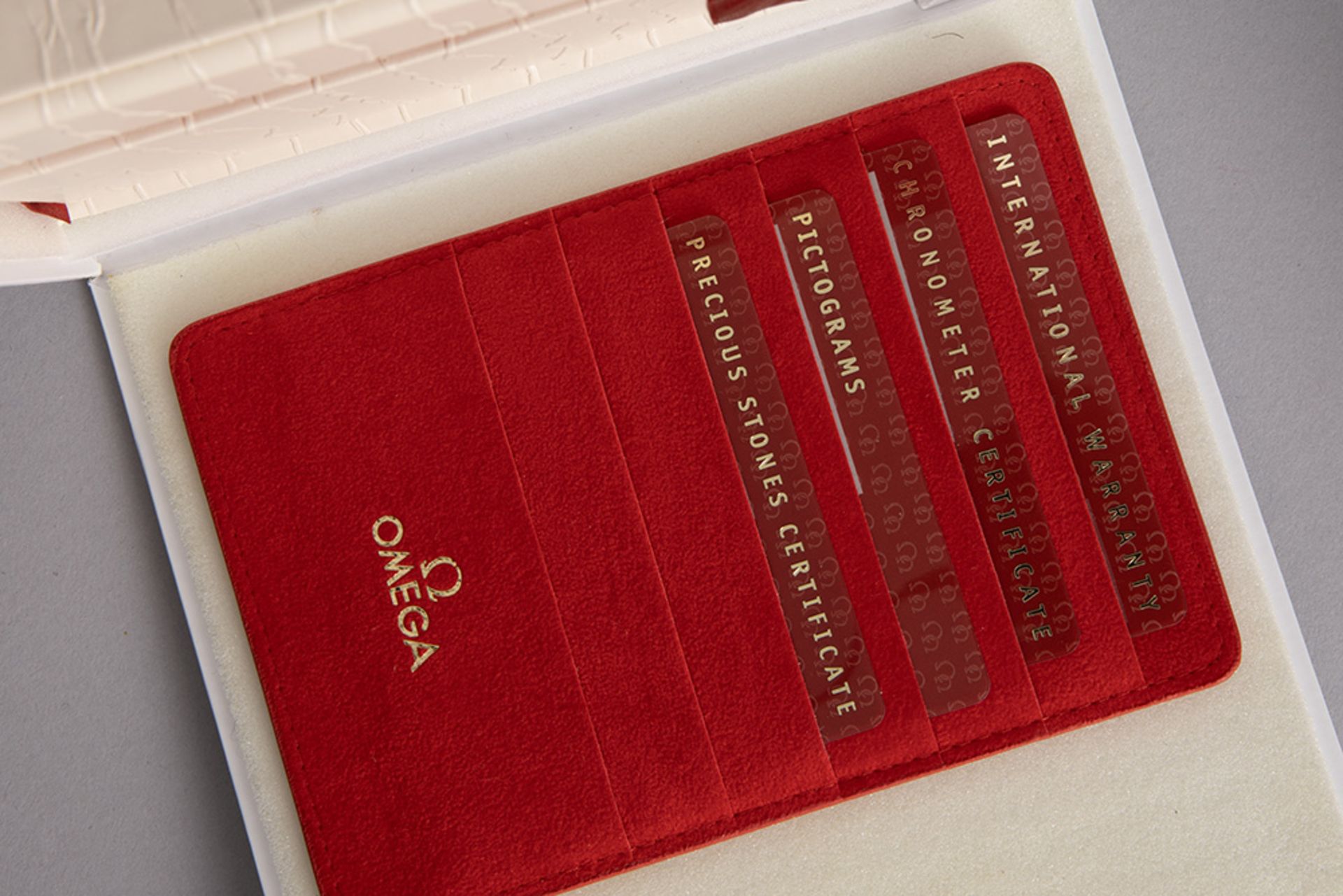 completely original Omega marked "Seamaster" ladies' wristwatch powered by a Co-axial caliber 8520 c - Bild 6 aus 6