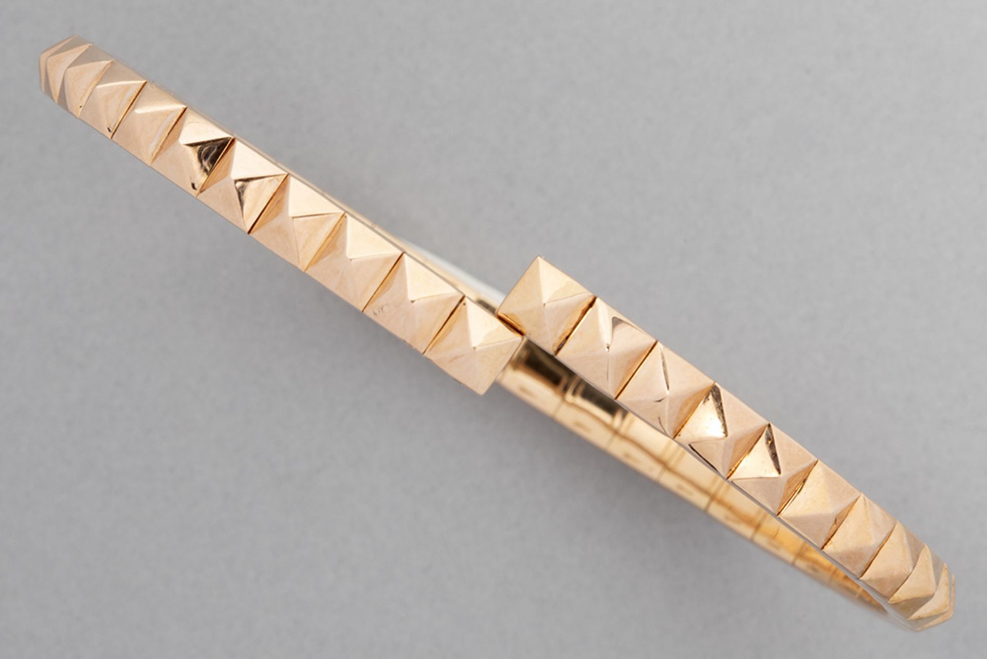 Hulchi Belluni "Cubini" design bracelet in rose gold (18 carat) with pyramid shapes