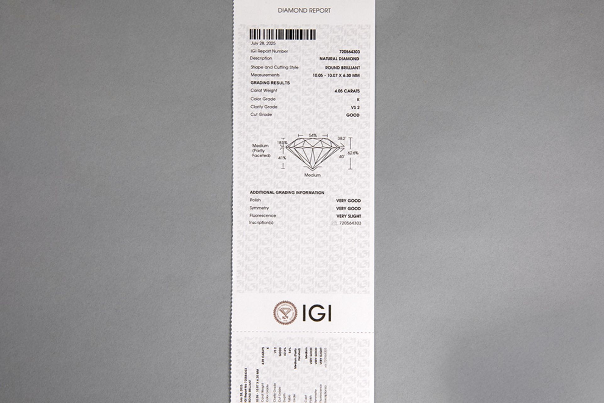 nice and big 4,05 carat high quality brilliant cut diamond set in a forties' style ring in white gol - Bild 3 aus 3