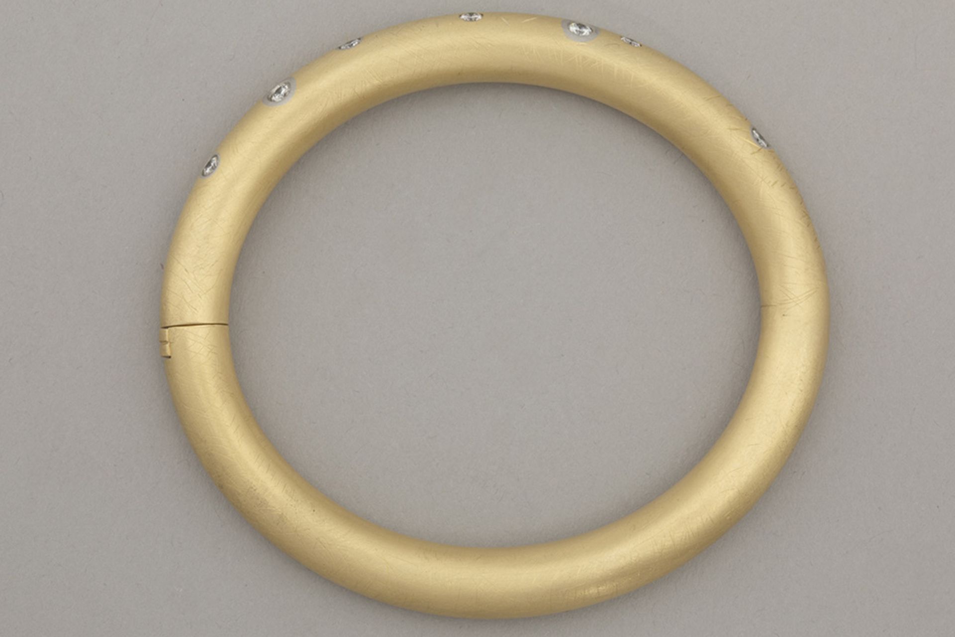 very nice bracelet in yellow gold (18 carat) with 1 carat of in platinum set top quality brilliant c - Bild 2 aus 2