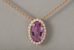 delicate 18-karat rose gold necklace with an oval pendant featuring a very important 3.08 carat "Imp