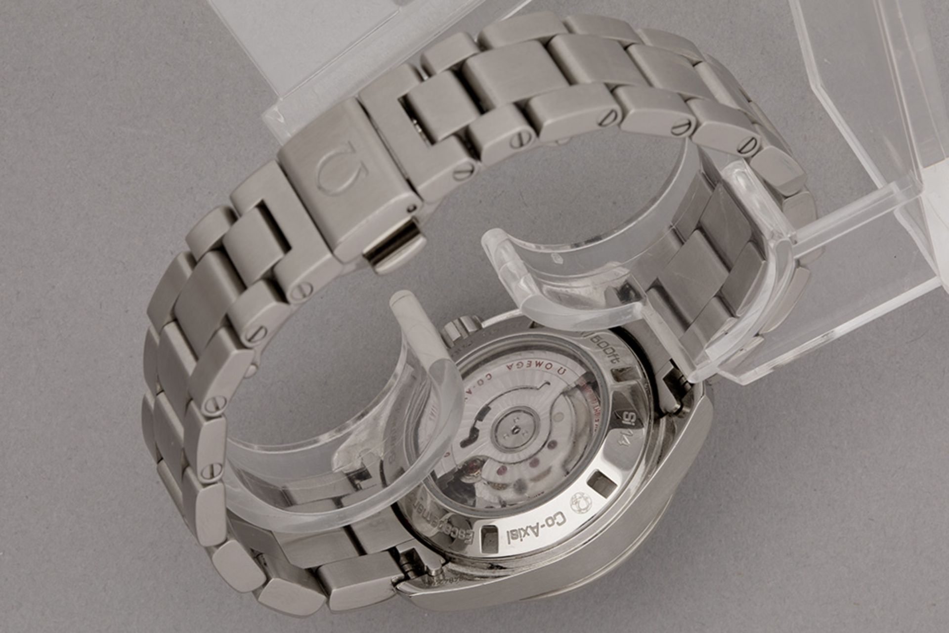 completely original Omega marked "Seamaster" ladies' wristwatch powered by a Co-axial caliber 8520 c - Bild 3 aus 6