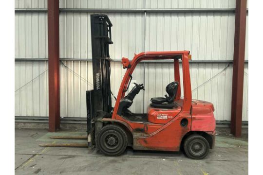 2011 TOYOTA DIESEL FORKLIFT 02-8FDF25 - Image 1 of 6