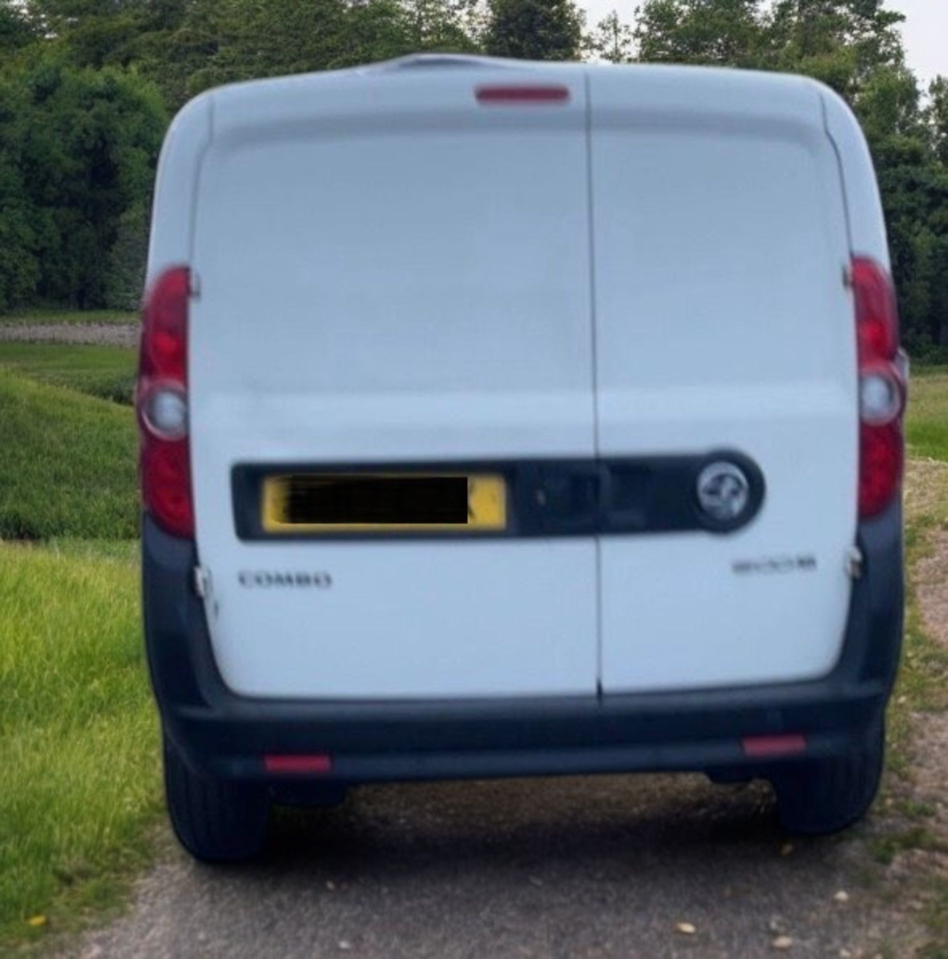 2017/17 VAUXHALL COMBO 2300 CDTI ECOFLEX LWB L2 – EURO 6 WITH AIR CONDITIONING - Image 5 of 15