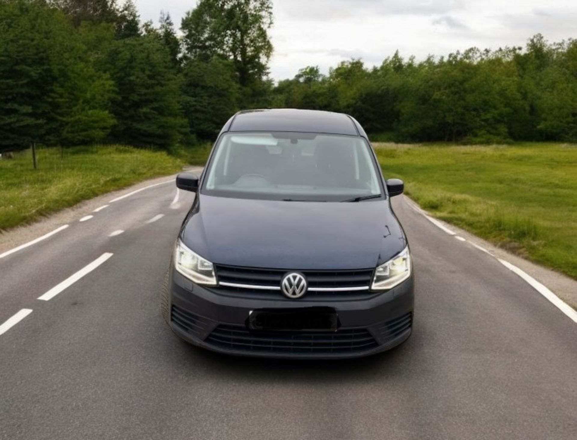 2020 VOLKSWAGEN CADDY MAXI FACTORY CREW VAN >>--NO VAT ON HAMMER--<< - Image 2 of 17