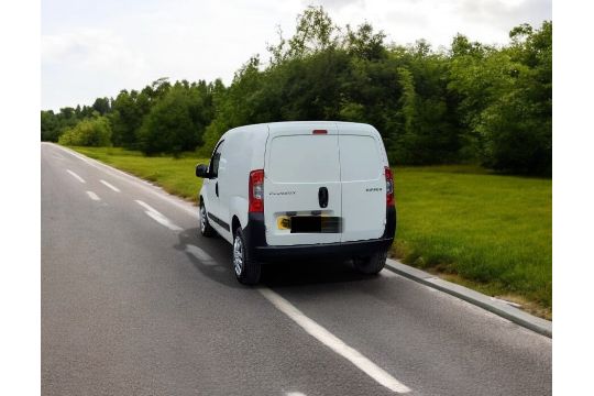 2010 PEUGEOT BIPPER S HDI 1.4 DIESEL VAN >>--NO VAT ON HAMMER--<< - Image 7 of 12