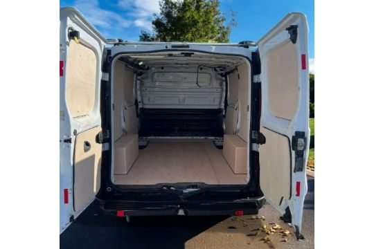 2016 (16) VAUXHALL VIVARO 2900 BT CDTI ECOFLEX L1H1 SWB DIESEL >>--NO VAT ON HAMMER--<< - Image 5 of 11