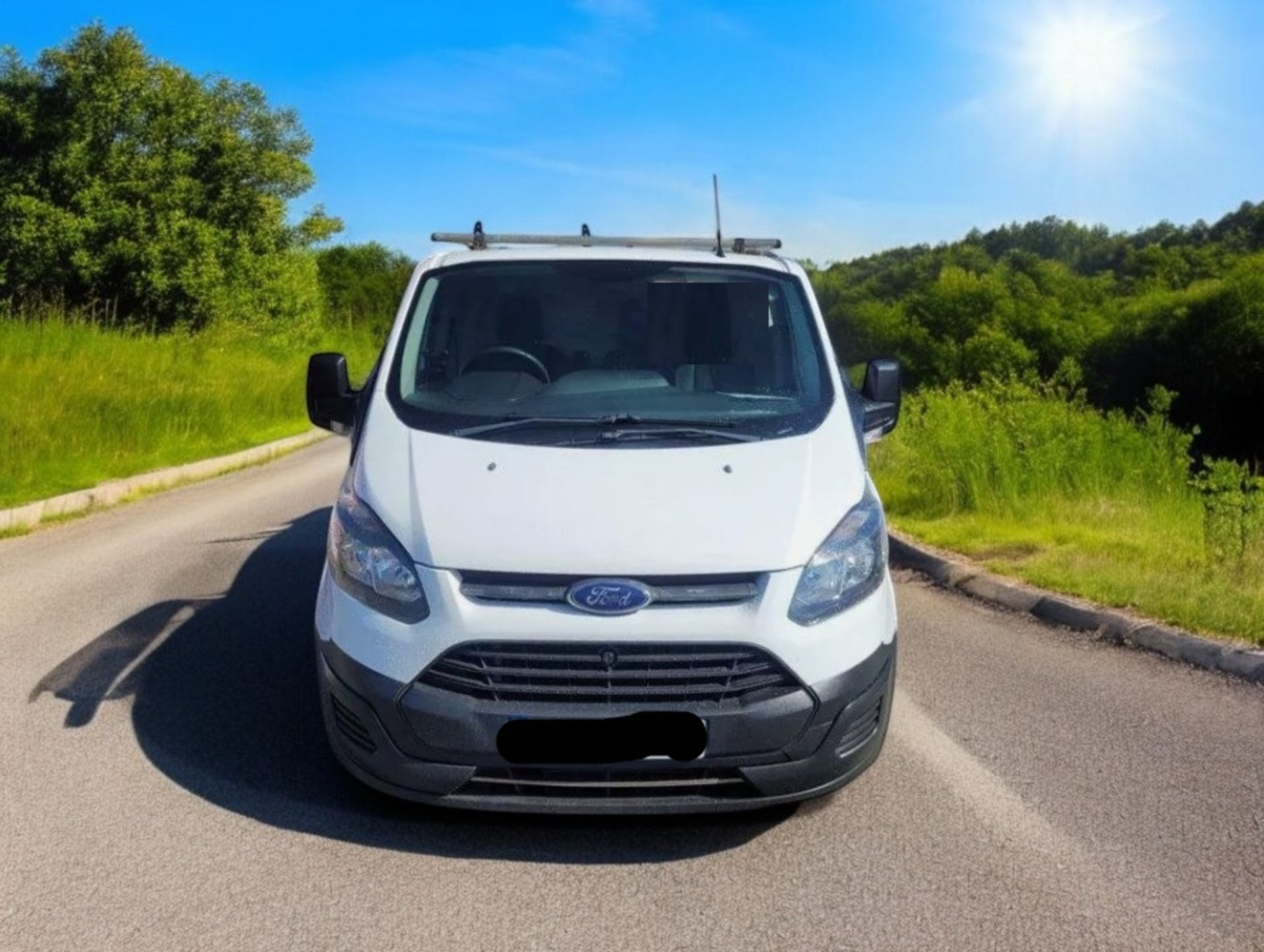 2017 FORD TRANSIT CUSTOM 270 TDCI SWB – ULEZ FREE >>--NO VAT ON HAMMER--<< - Image 3 of 12