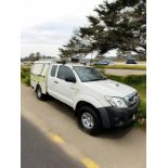 2011 TOYOTA HILUX HL2 D-4D 4X4 ECB KING CAB - READY FOR ACTION!