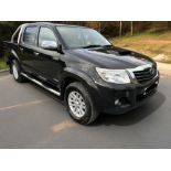 2015 TOYOTA HILUX INVINCIBLE 3.0 D-4D 4X4 PICKUP TRUCK
