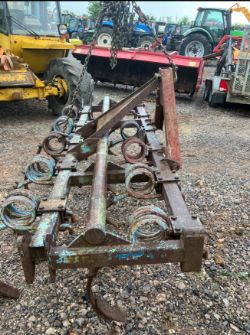 PARMITER PIG TAIL CULTIVATOR WITH WINGS