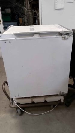 FREESTANDING FRIDGE FREEZER - SPARES AND REPAIRS
