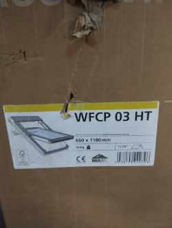 KEYLITE WFCP 03 HT WHITE PAINTED CENTRE PIVOT HI-THERM ROOF WINDOW - 660 MM X 1180MM