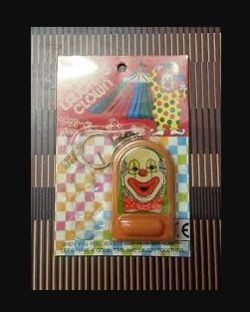 2000 X LAUGHING CLOWN KEY CHAIN (300) *NBC*