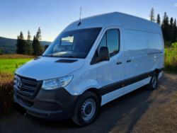 **(ONLY 64 K MILEAGE)** MERCEDES-BENZ SPRINTER 315 PROGRESSIVE CDI 35T RWD L2H2 MWB (2021)