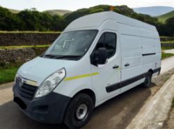 **(ONLY 73 K MILEAGE)** 2015 VAUXHALL MOVANO R3500 EXLWB L4H3 – COMPRESSOR & ONBOARD POWER