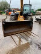 DUNG FORK C/W CHILTON BRACKETS