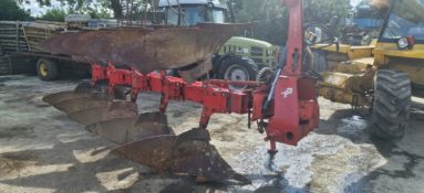 KVERNELAND 5-FURROW REVERSIBLE PLOUGH