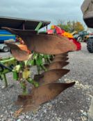 DOWDESWELL DP130S 5+1 / 6-FURROW PLOUGH