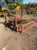 BROWNS FLAT 8 GRAB C/W JCB BRACKETS