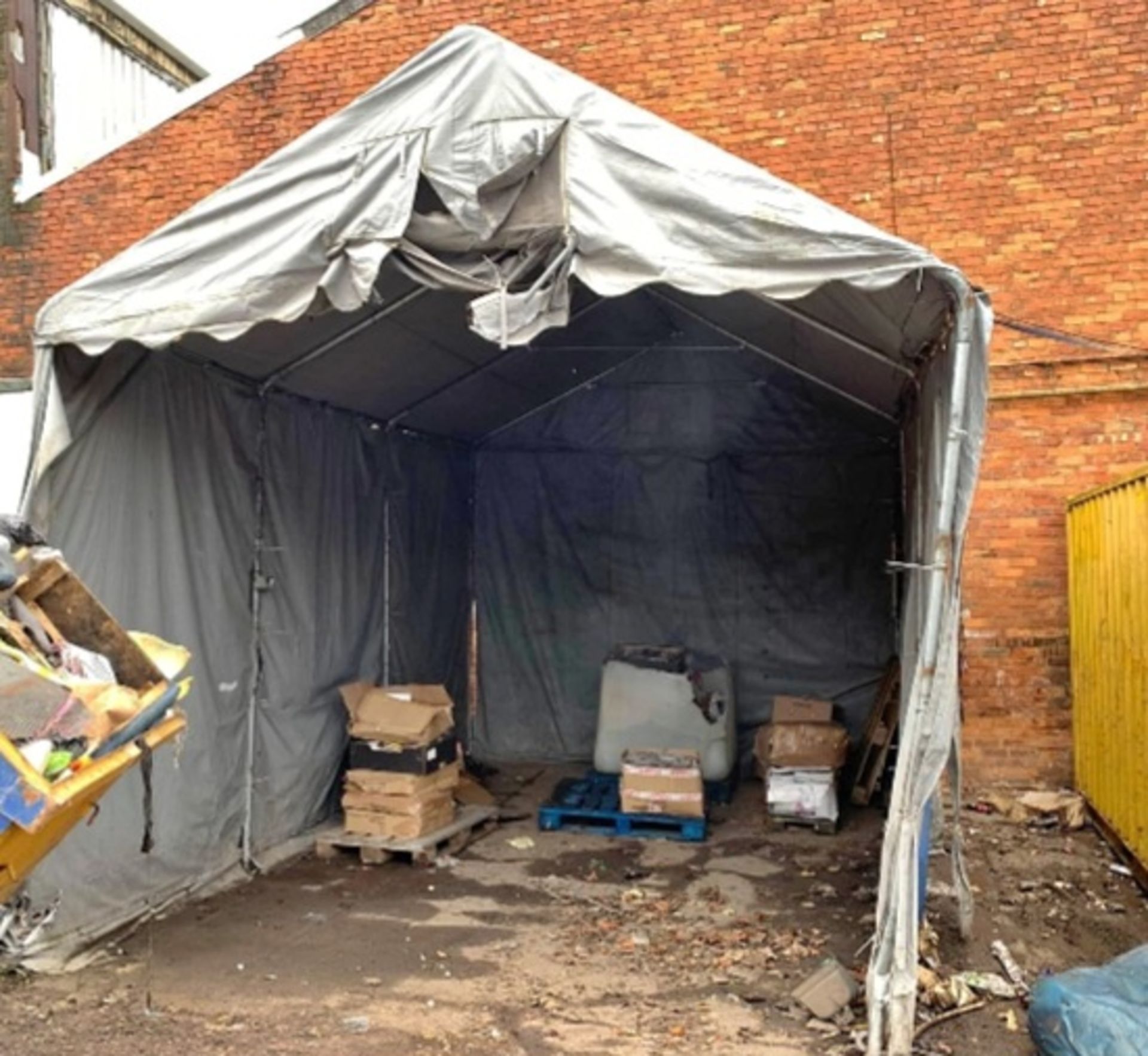 PORTABLE GARAGE HIGH ROOF HEAVY CANVAS - Image 2 of 2