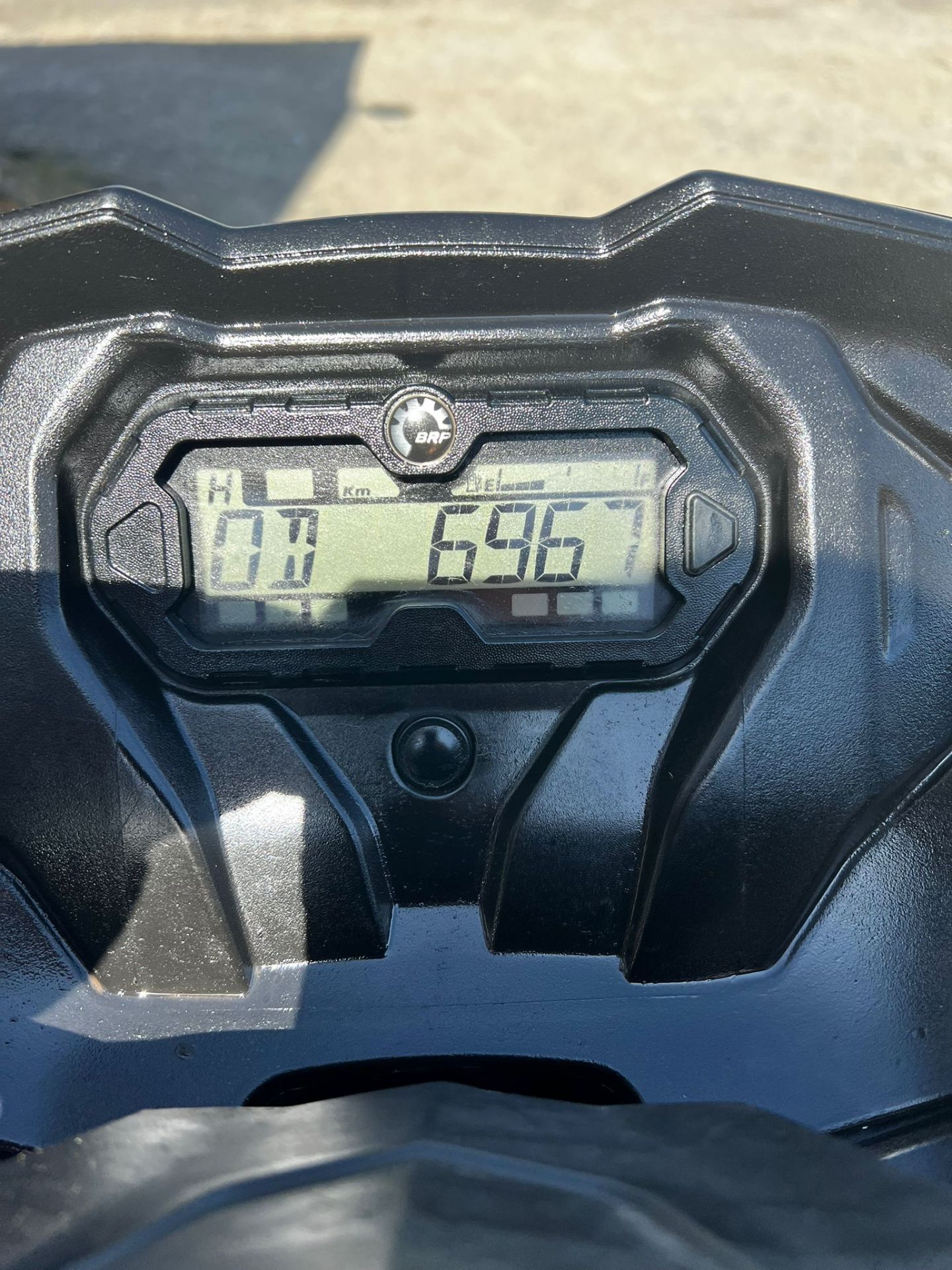 CAN AM OUTLANDER 4WD QUAD 20 PLATE AGRI REGISTERED RUNS AND DRIVES - Image 11 of 11