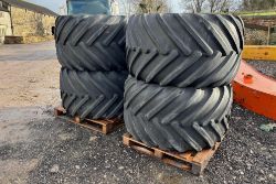 SET OF 4 JCB FASTRAC 5-STUD GOODYEAR TERRA WHEELS & TYRES