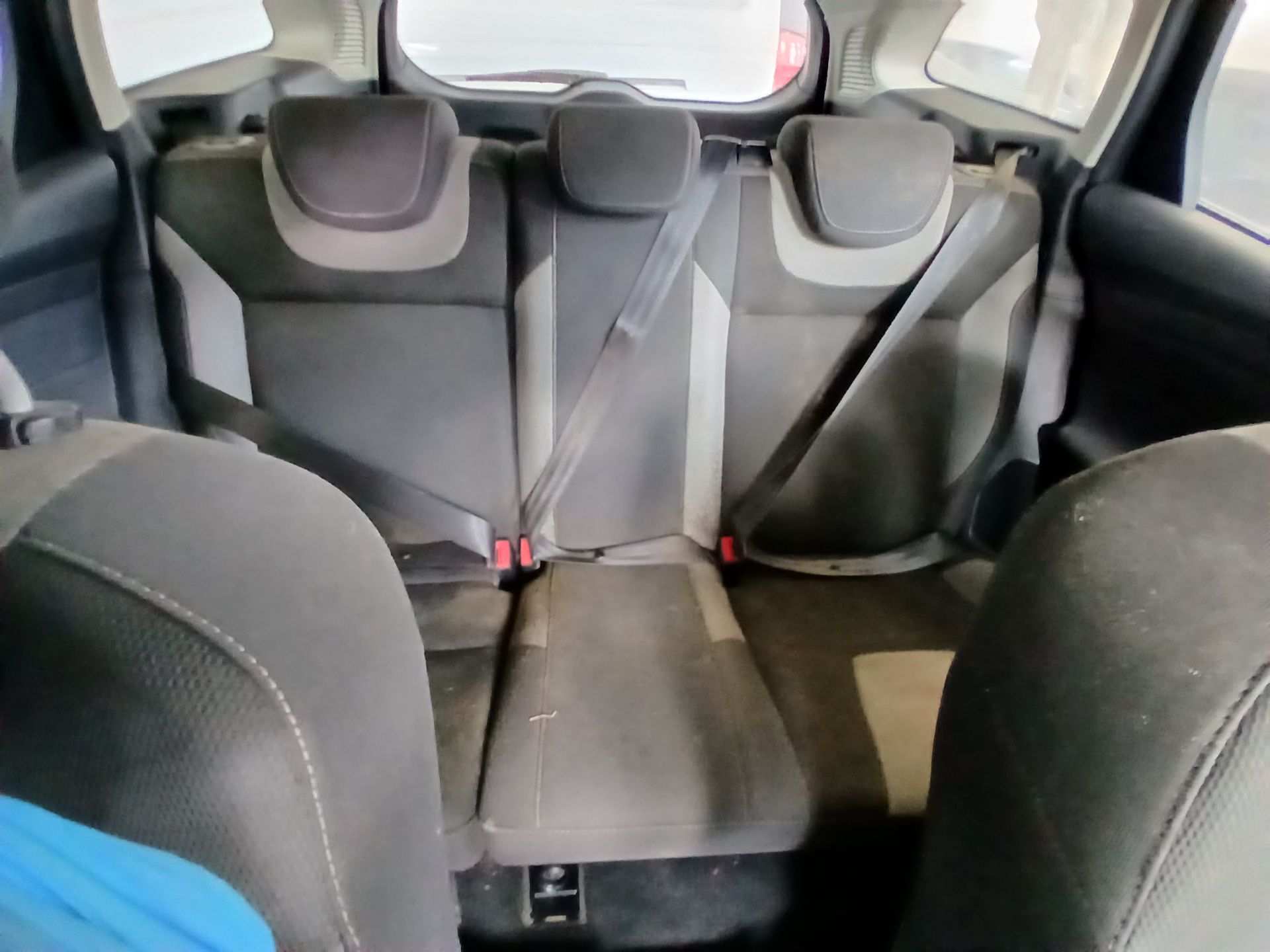 2013 FORD FOCUS ZETEC TDCI – 1.6L DIESEL – MANUAL – ESTATE >>--NO VAT ON HAMMER--<< - Image 10 of 12