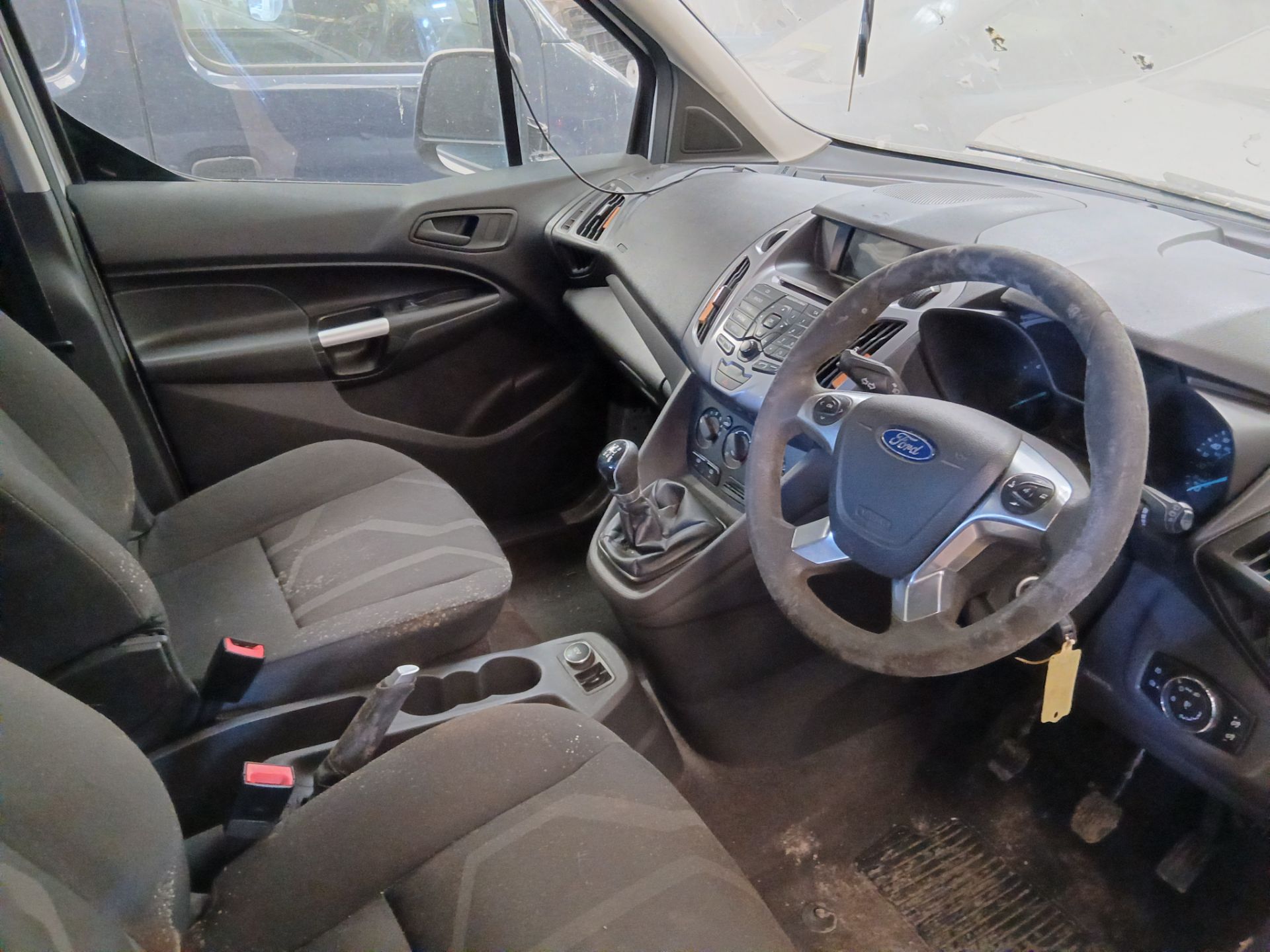 2014 FORD TOURNEO CONNECT ZETEC TDCI – 1.6 DIESEL – MANUAL >>--NO VAT ON HAMMER--<< - Image 5 of 12