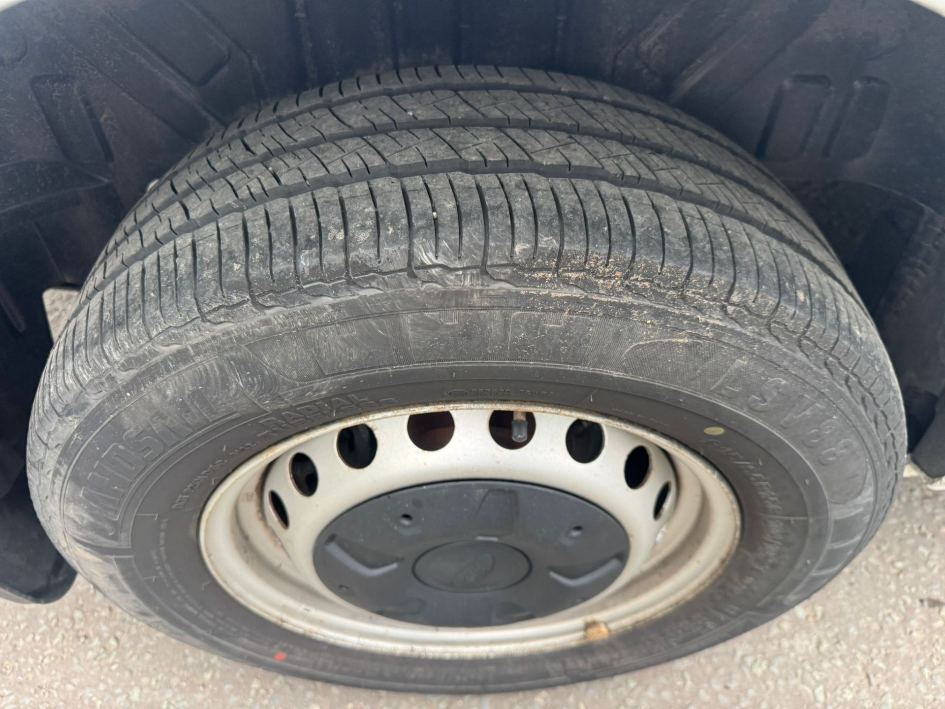 2021 FORD TRANSIT CUSTOM 300 LEADER 2.0 TDCI EURO 6 PANEL VAN – 6 SPEED MANUAL - Image 12 of 16