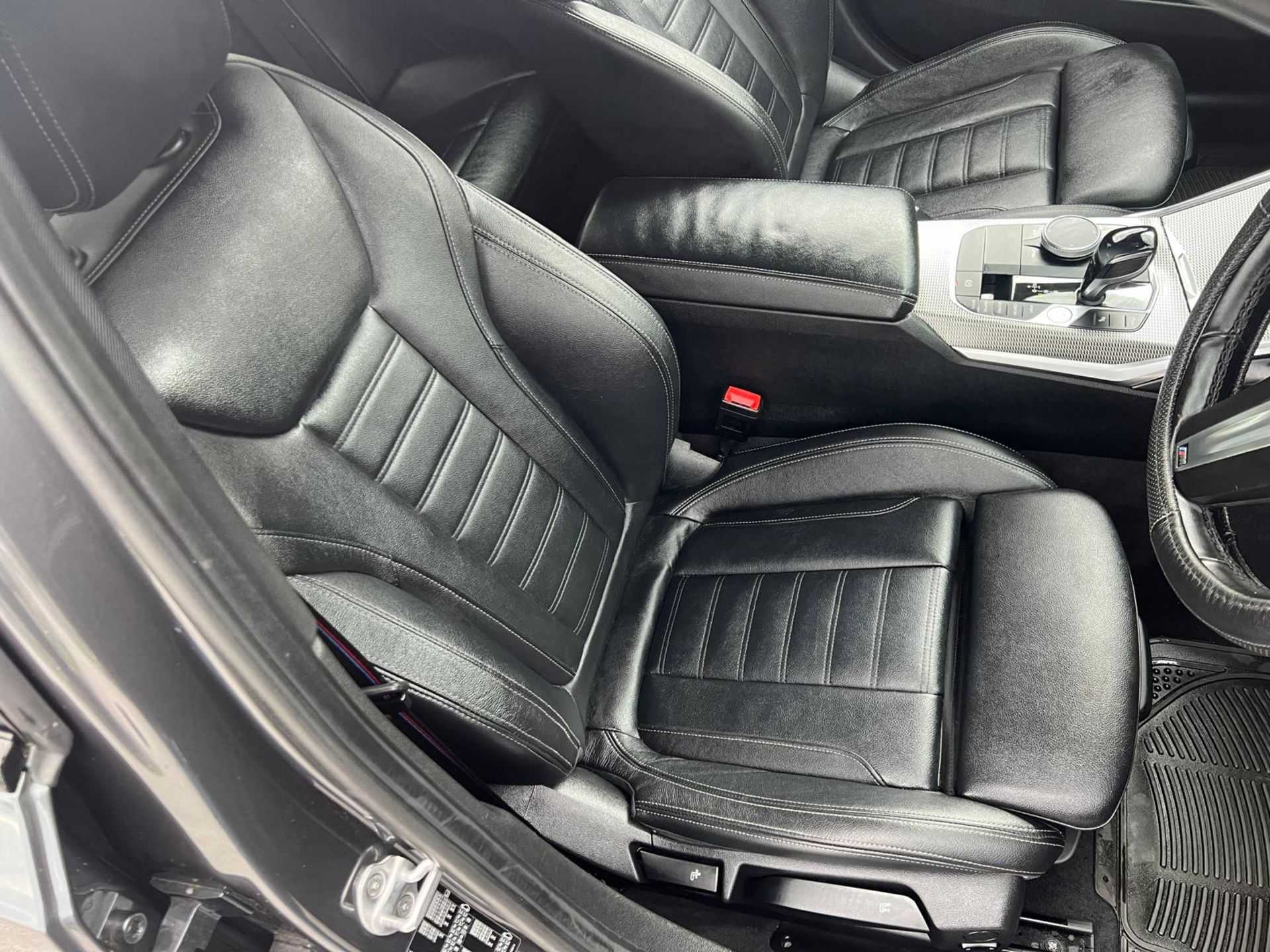 2021 BMW 318D M SPORT MHEV AUTO - Image 11 of 28